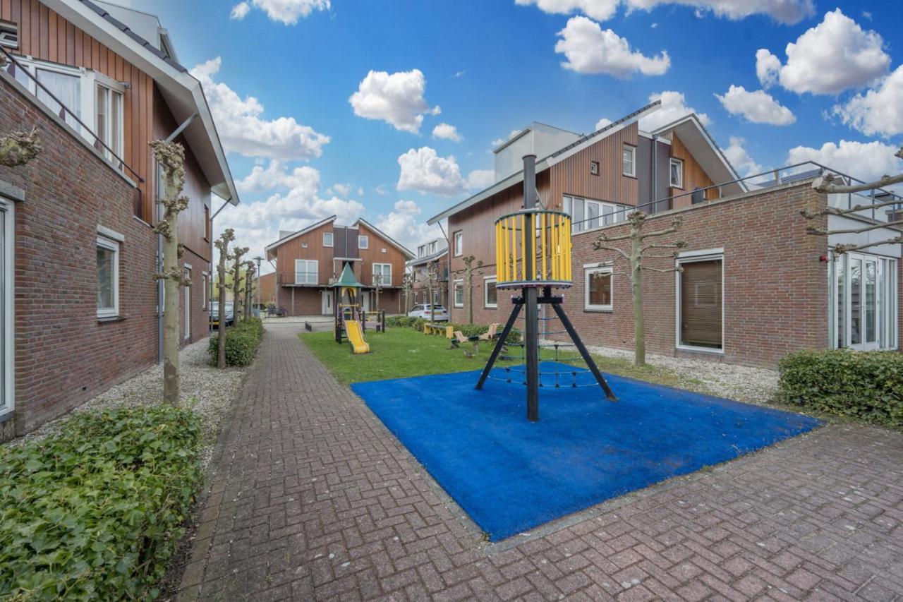 Meerzicht 24 - Luxury Family Accommodation With Beautiful Lake Side View Uitgeest Екстер'єр фото